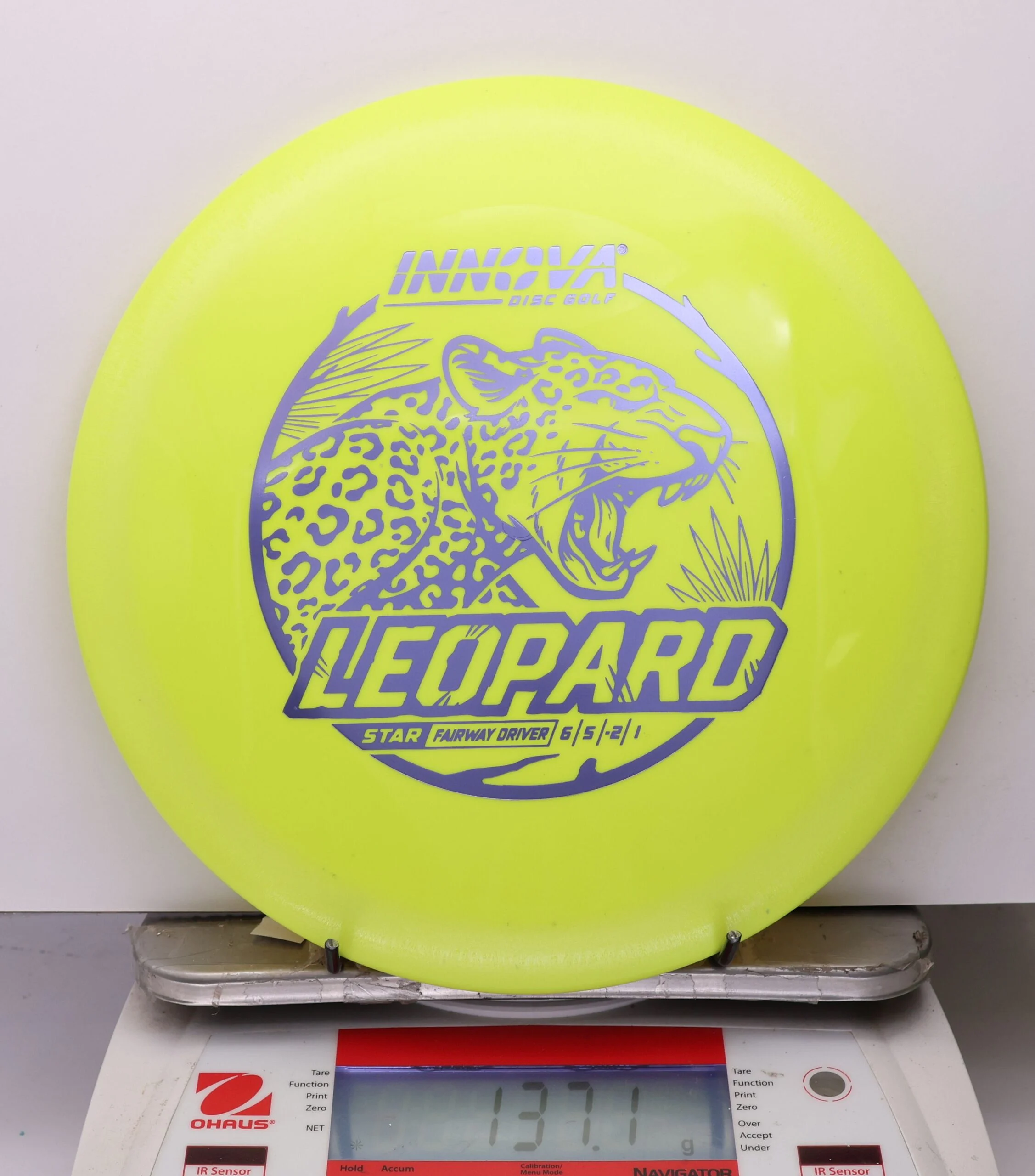 1077829 Star Leopard - #38 Yellow, 137