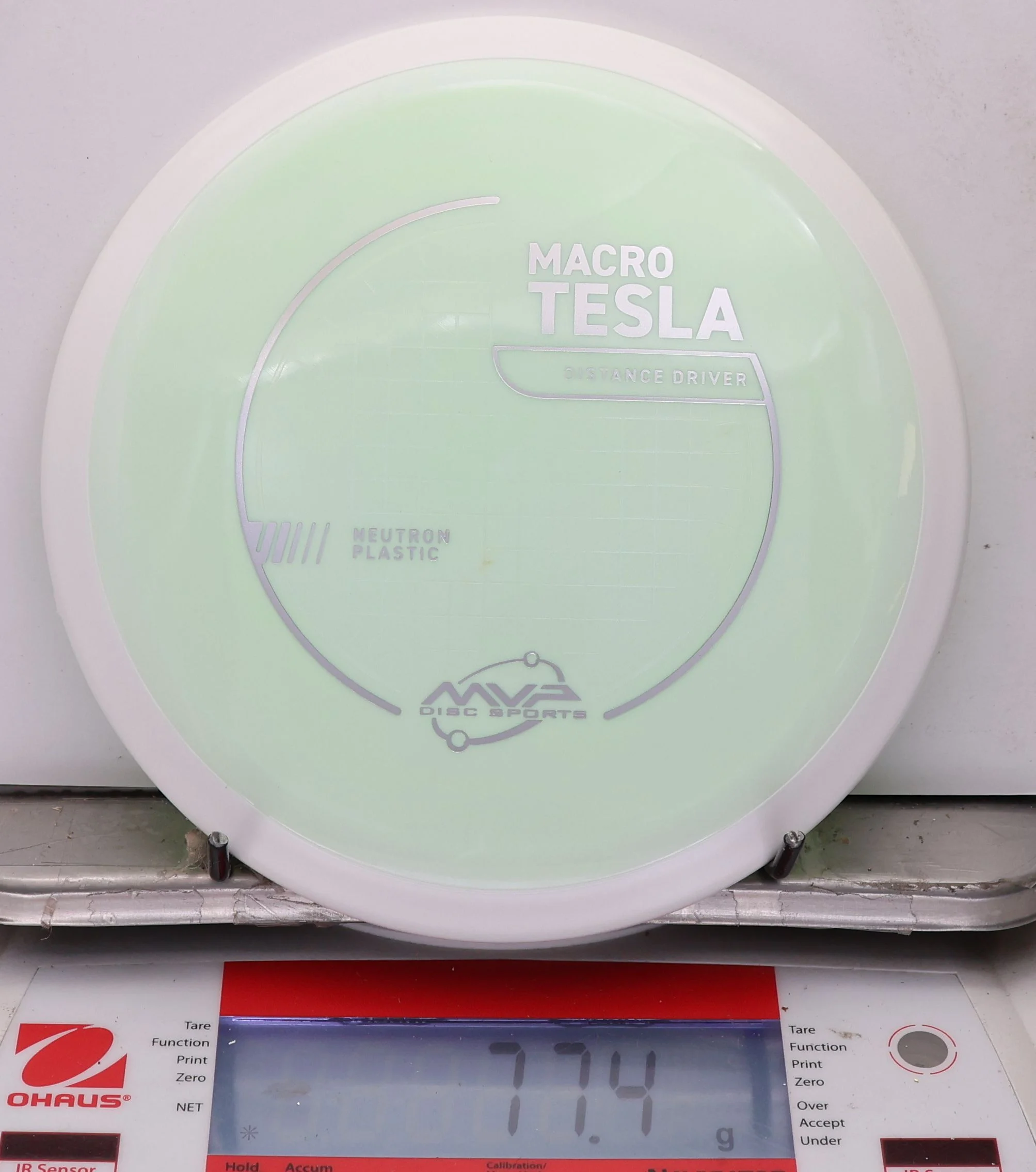 1081485 Neutron Macro Tesla, Project Lab Coat - #22 Barely Green, 77