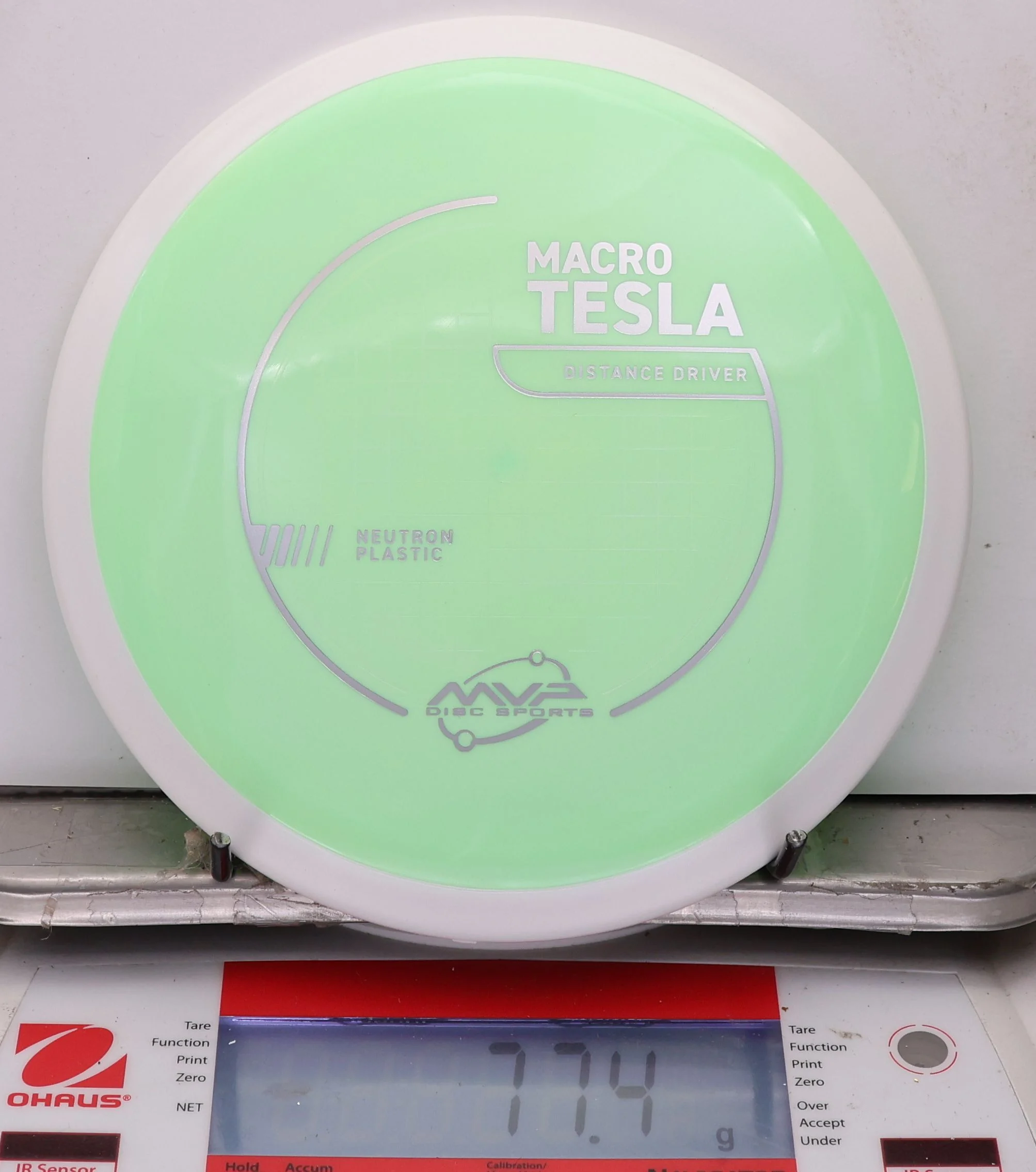 1081488 Neutron Macro Tesla, Project Lab Coat - #25 Barely Green, 77