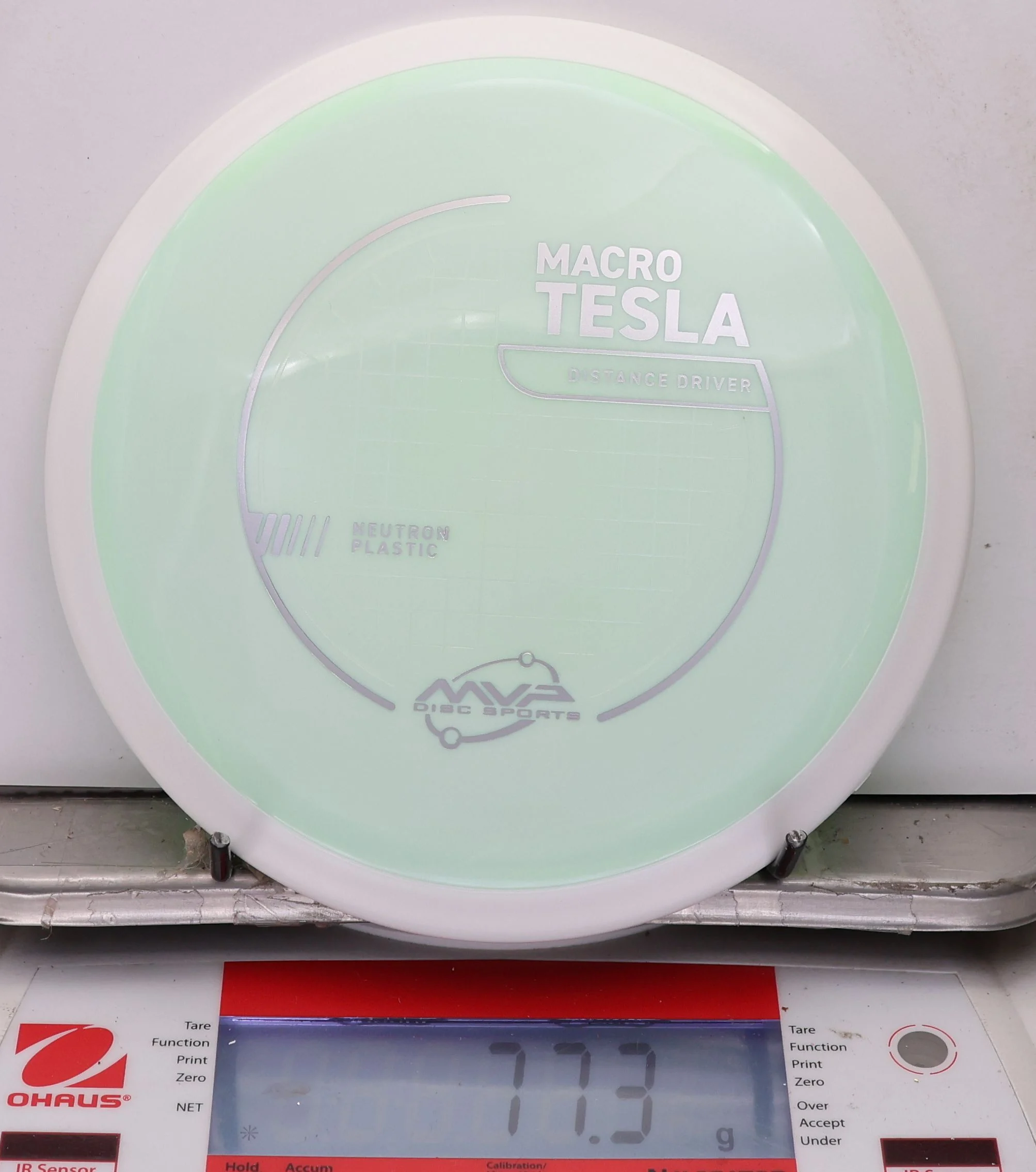 1081489 Neutron Macro Tesla, Project Lab Coat - #26 Barely Green, 77