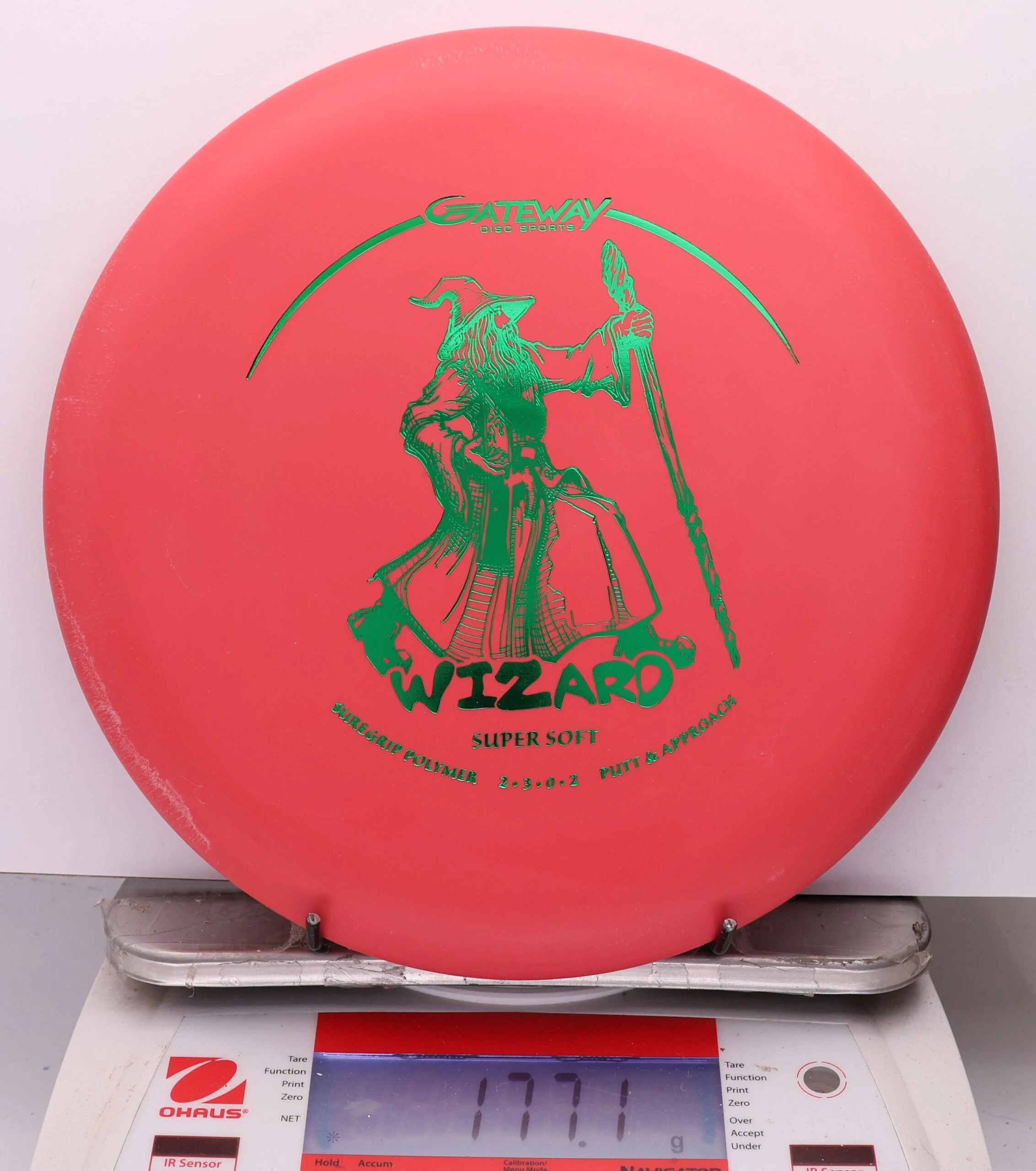 1083902 Super Soft SureGrip Wizard - #563 Red, 177