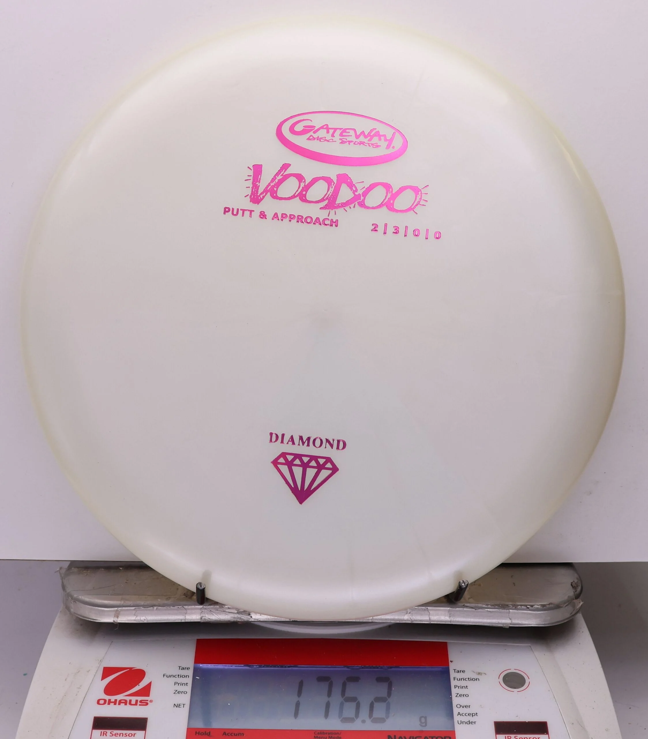 1084702 Diamond Voodoo - #557 White, 176