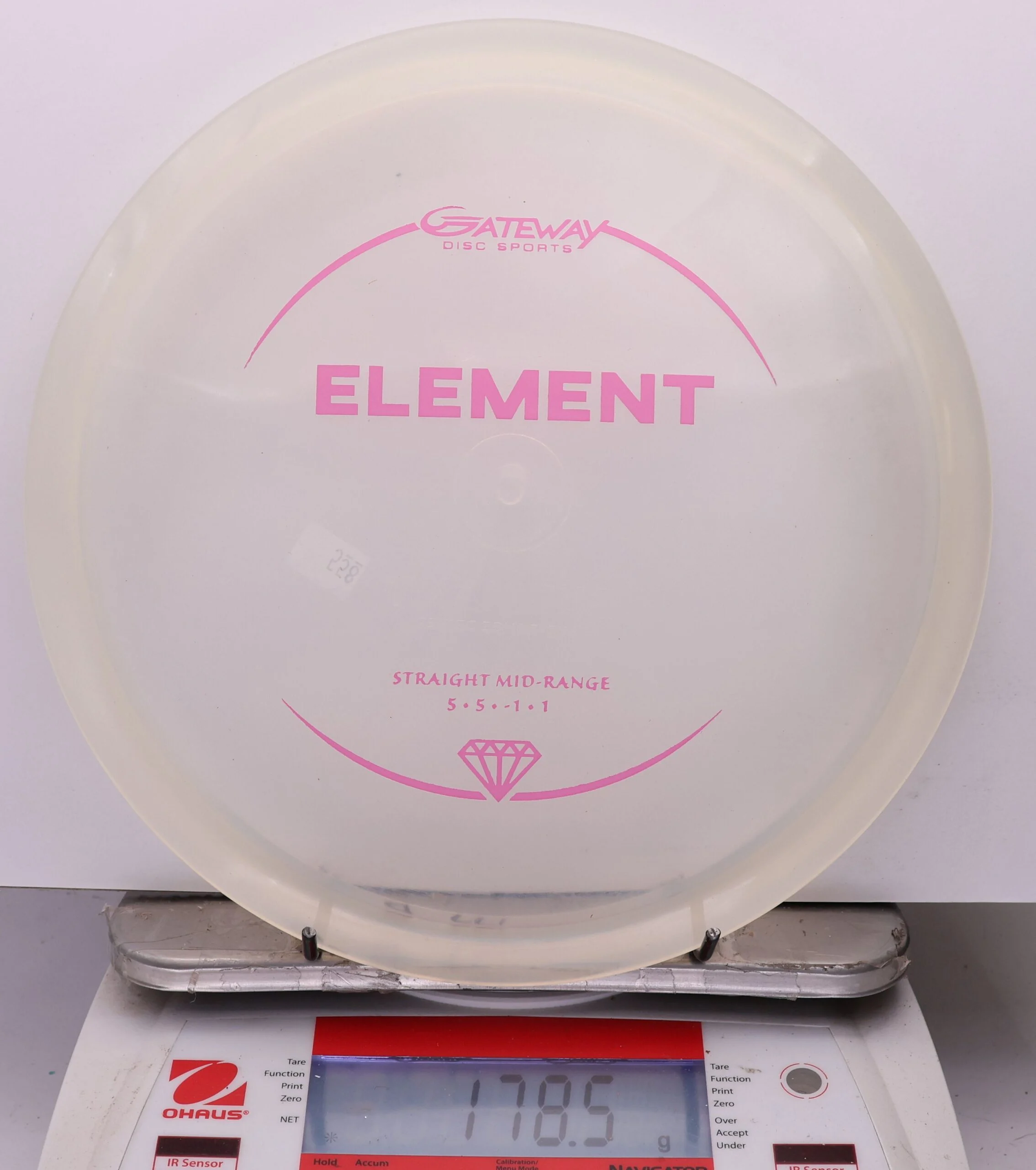 1084744 Diamond Element - #558 Clearish, 179