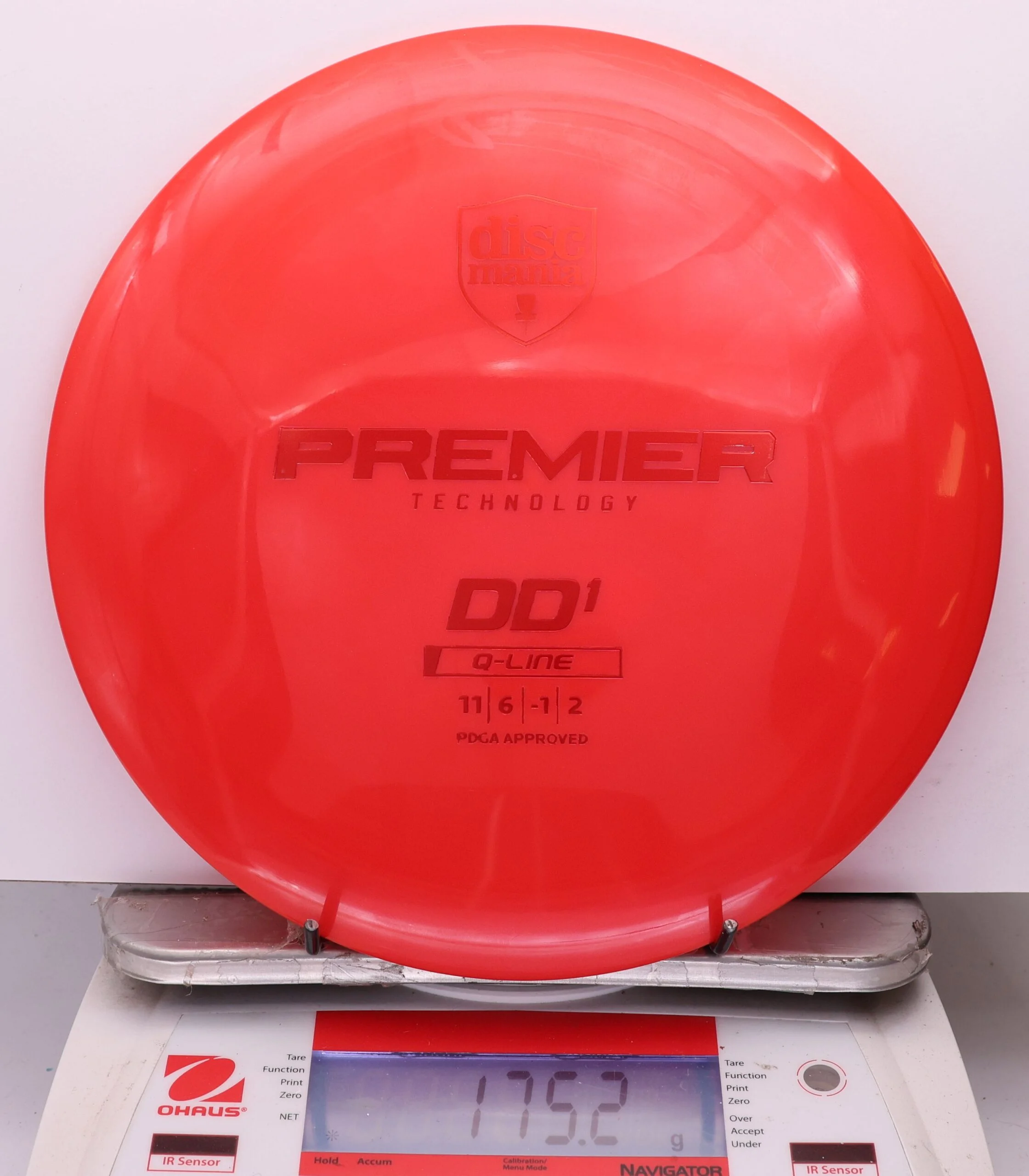 1086587 Q-Line Premier DD1 - #23 Red, 175