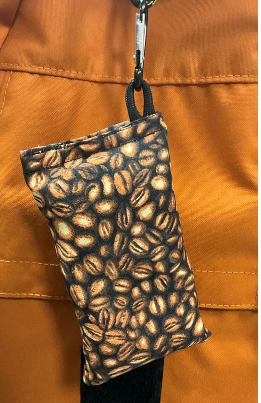 1094143 Chalky Bags with Carabiner - Coffee Beans-Brown, Chalky