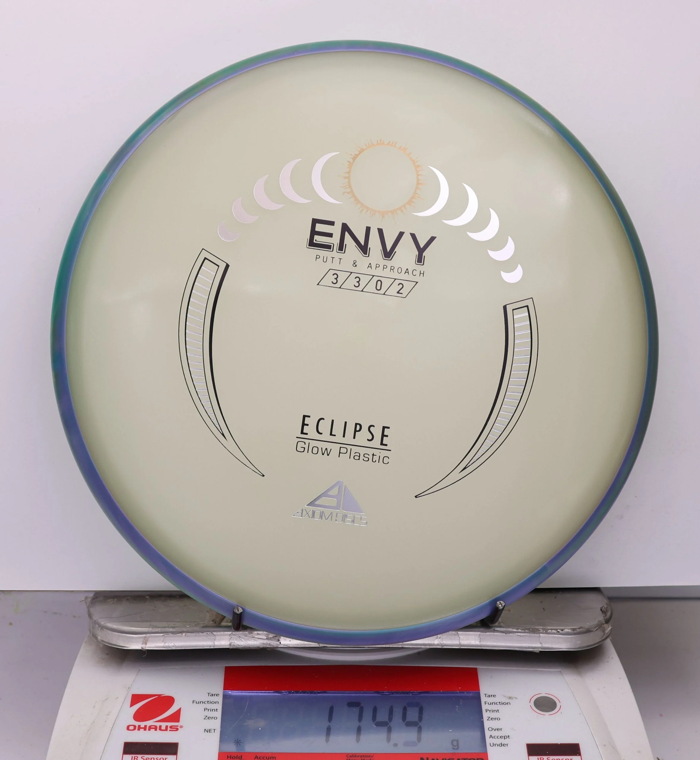 1094536 Eclipse Envy - #668 Blurple, 175