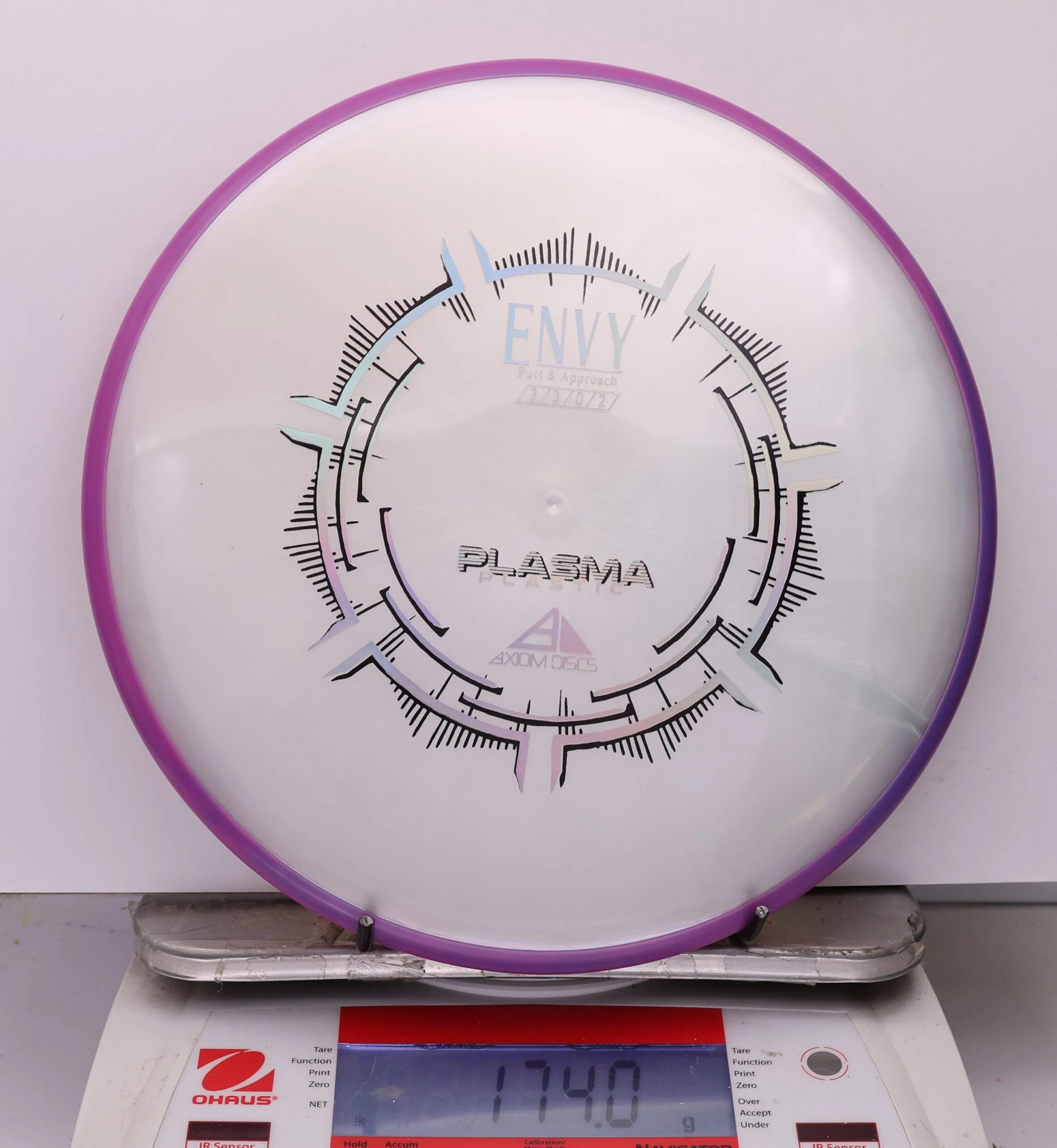 1094676 Plasma Envy - #670 Purple-White, 174