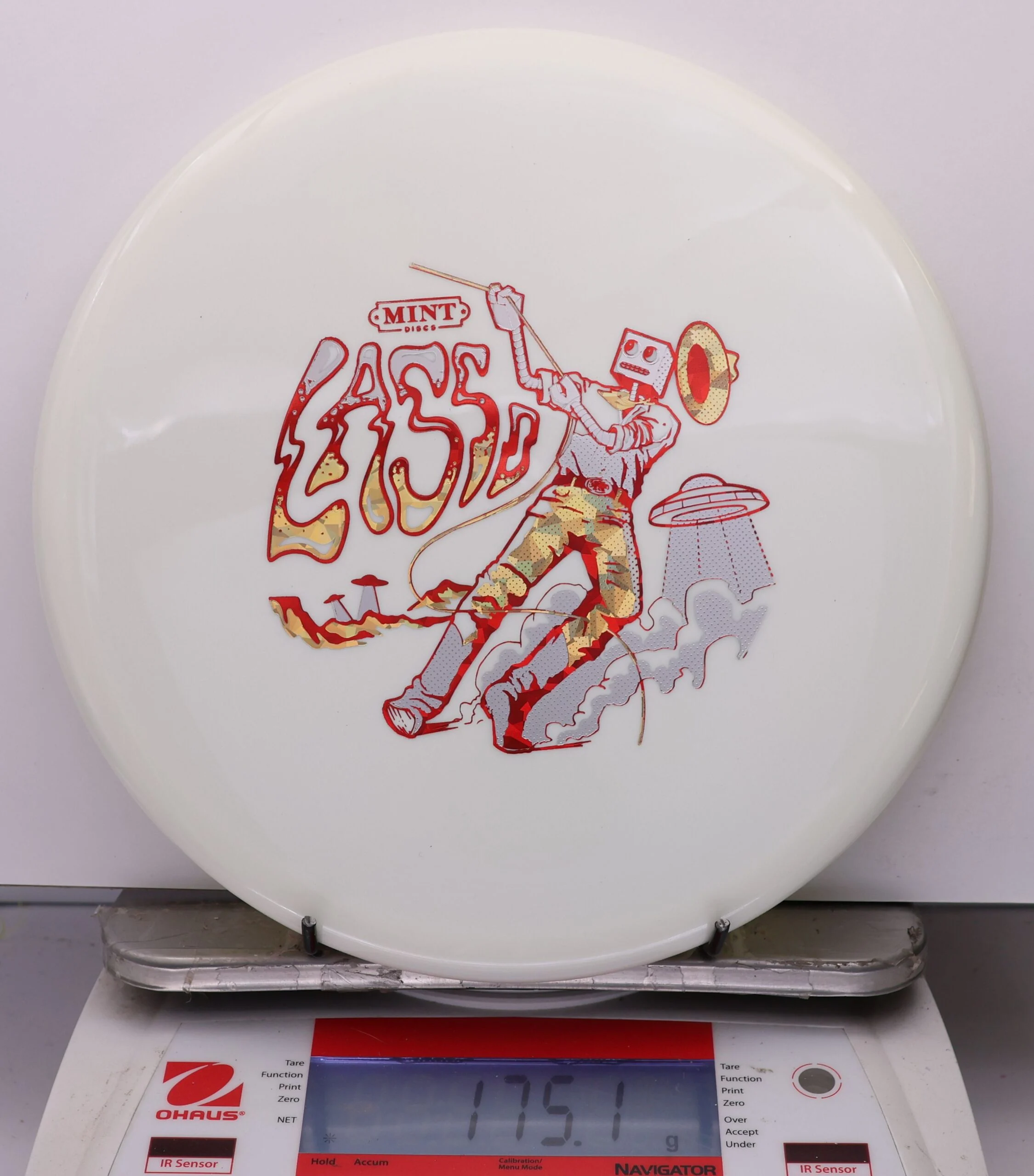 1100272 Apex Lasso, Dust Up by Brad Bond - #28 White, 175