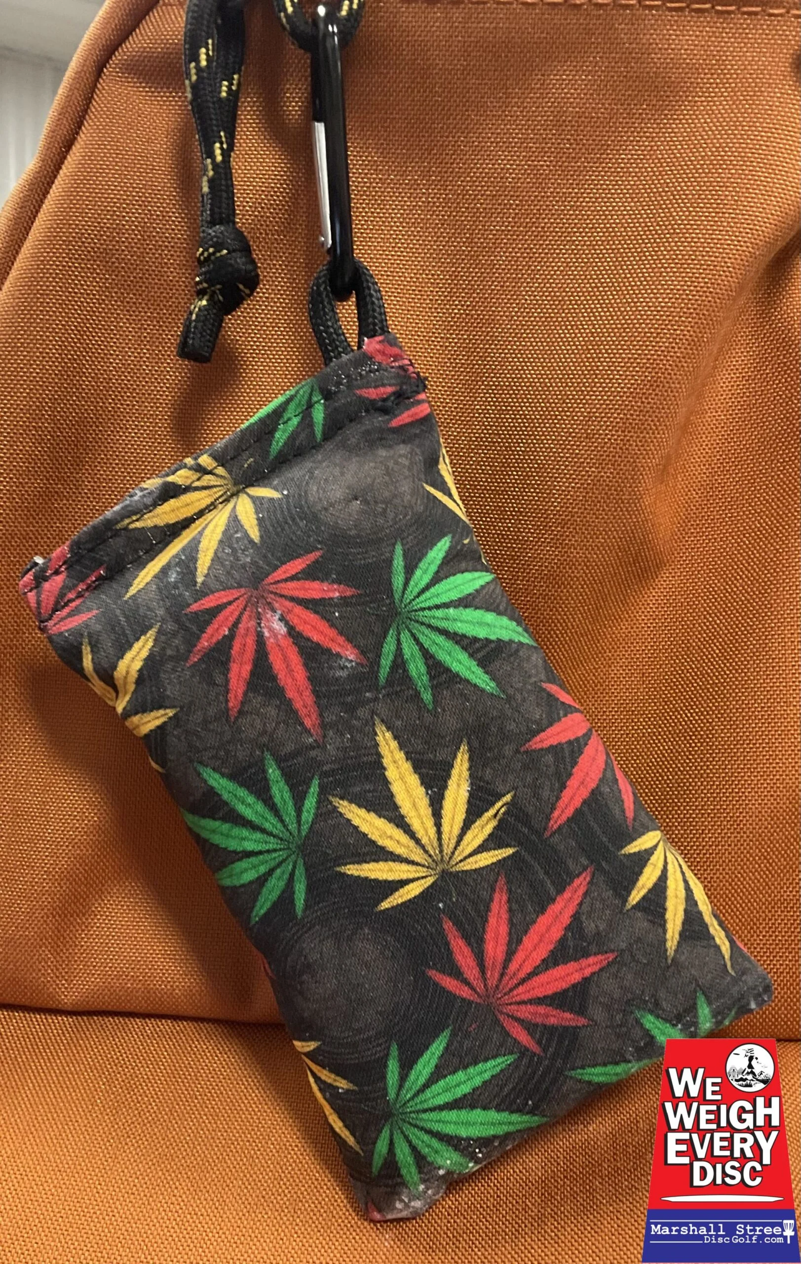 1107076 Chalky Bags with Carabiner - Ganga Baby-BlackRedYEllGreen, Chalky Bags