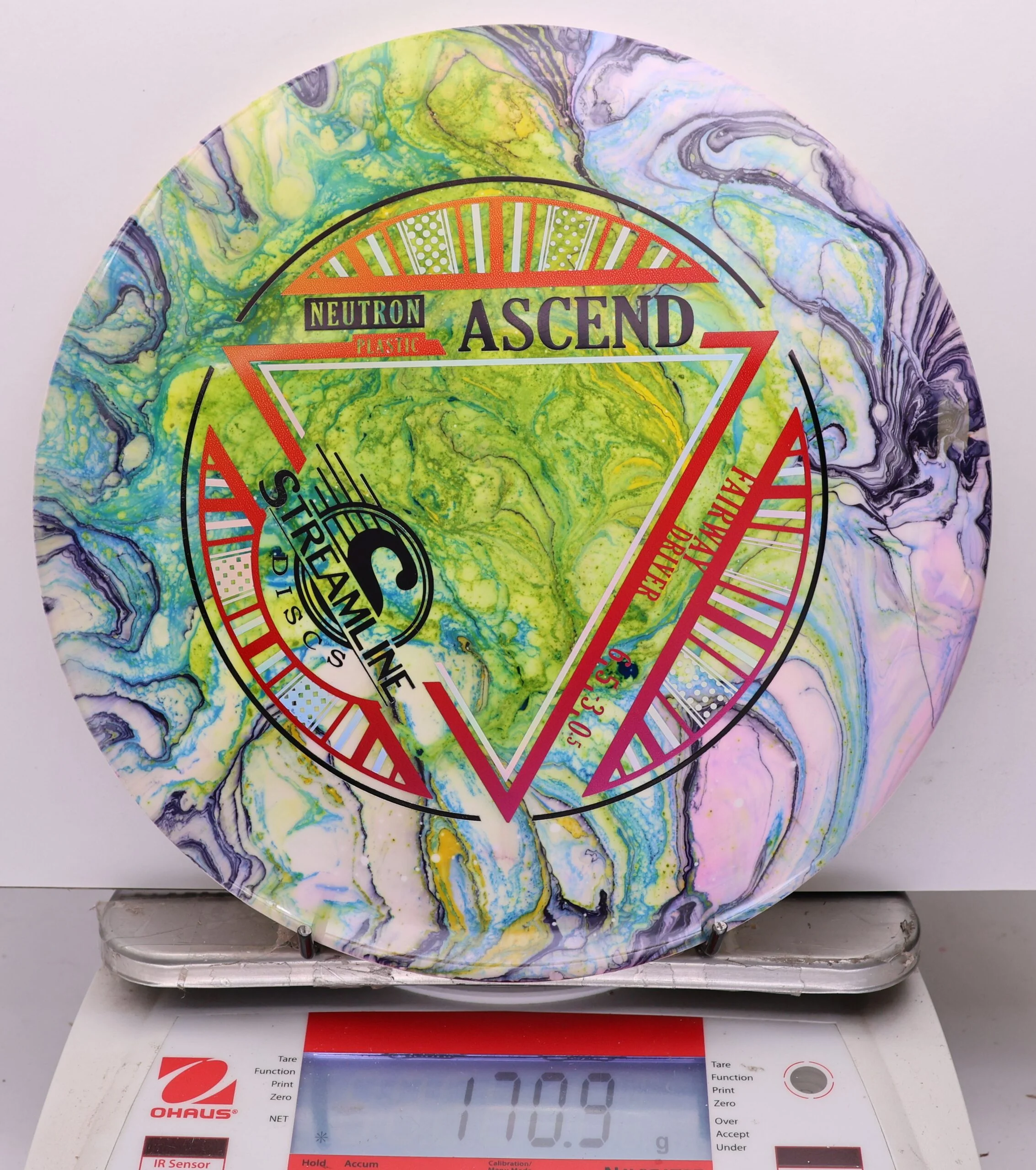 1113711 Neutron Ascend, Kent's Dyes 4 - #04 White, 171