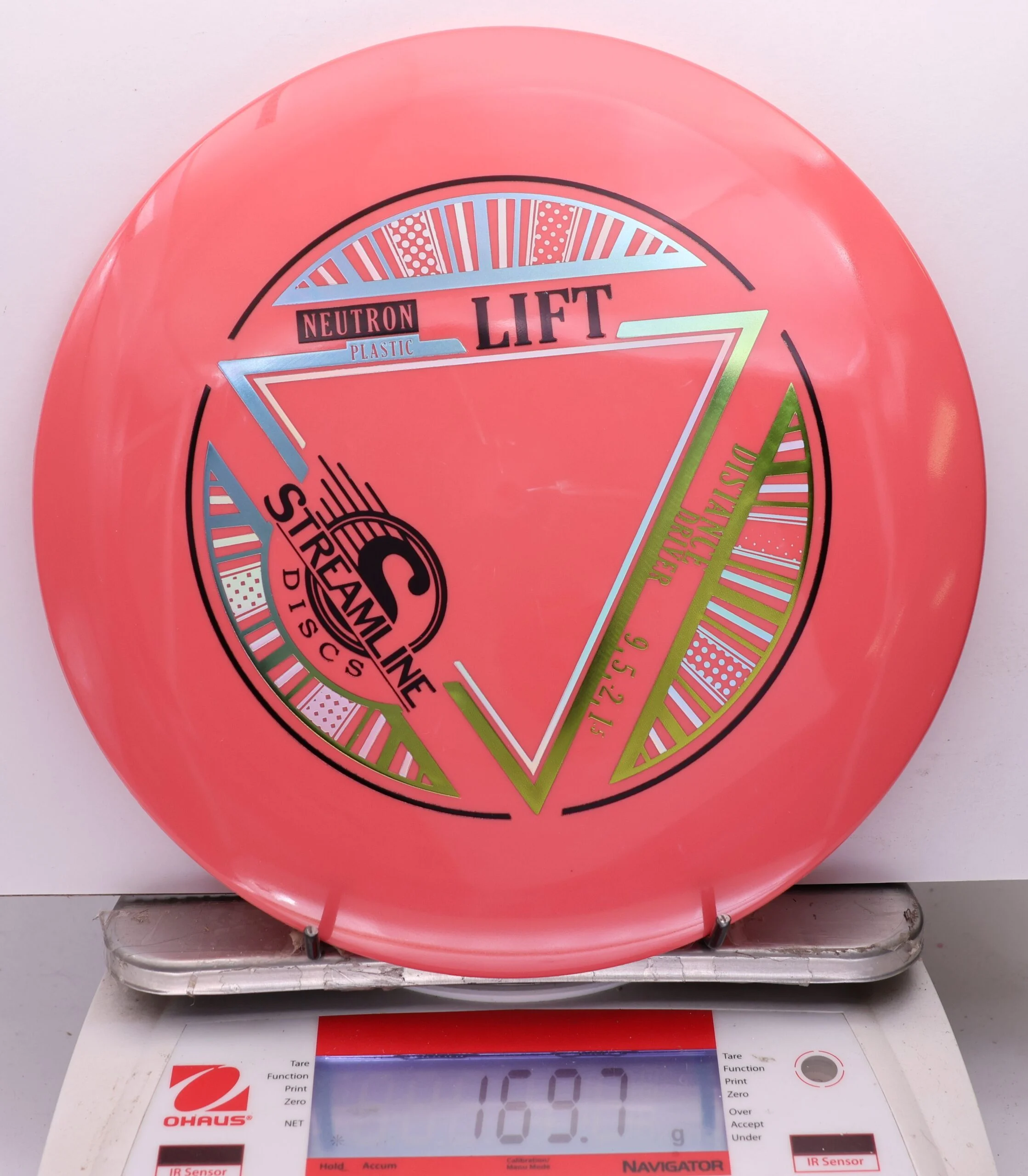 1115850 Neutron Lift - #699 Salmon, 170