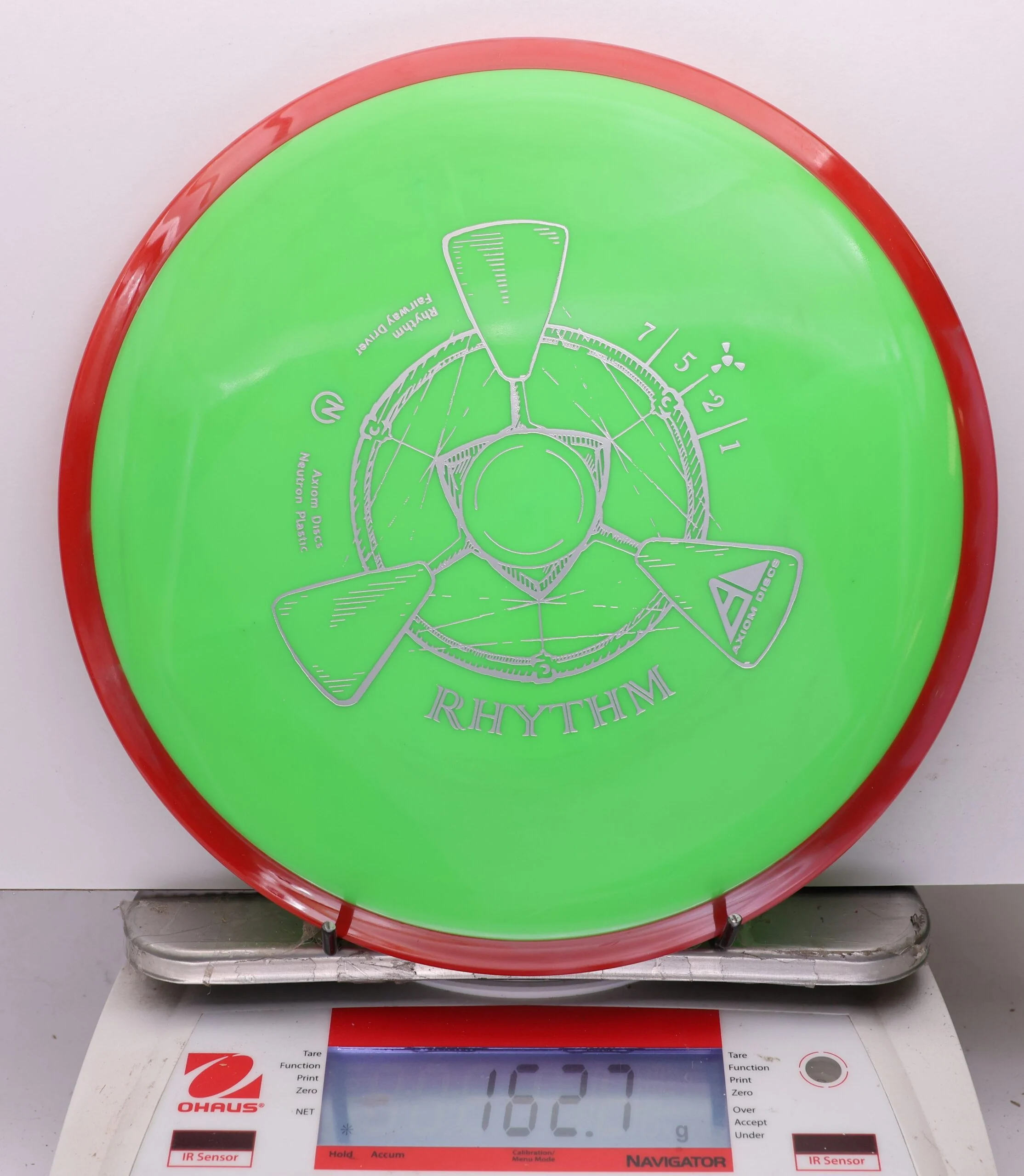 1117736 Neutron Rhythm - #697 Red-Green, 163