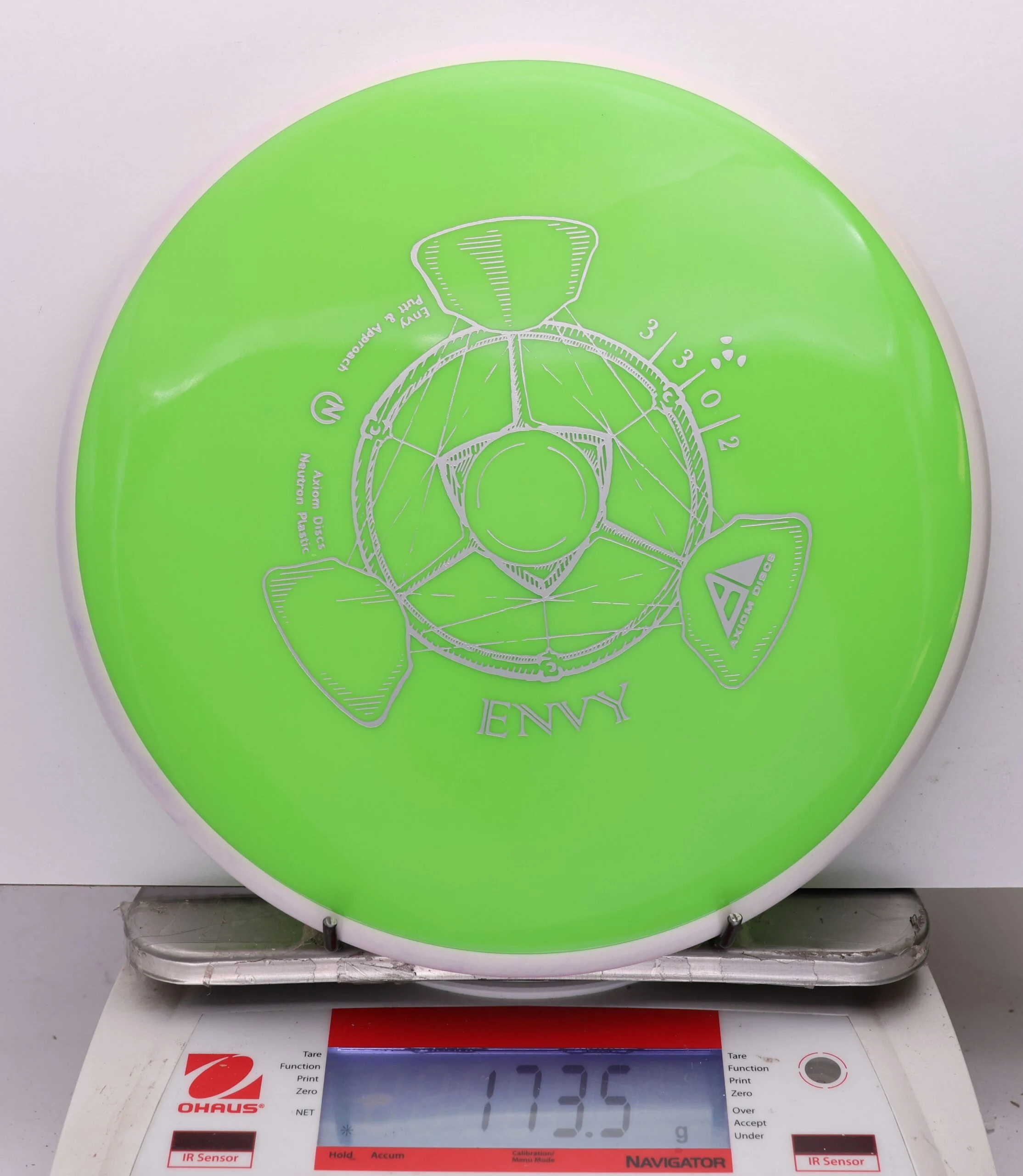 1117836 Neutron Envy - #697 White-Green, 174