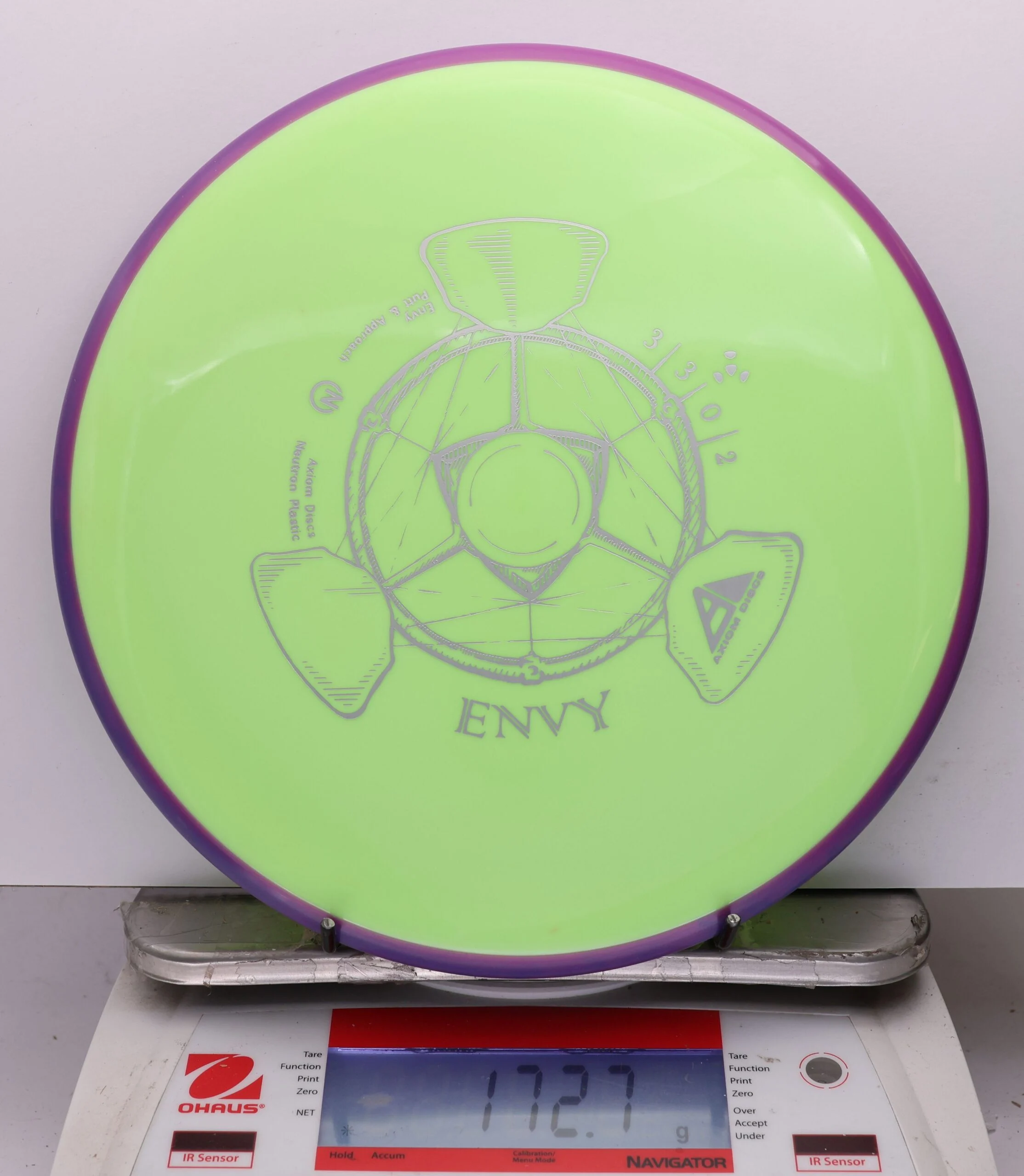 1117839 Neutron Envy - #700 Purple-LtGreen, 173