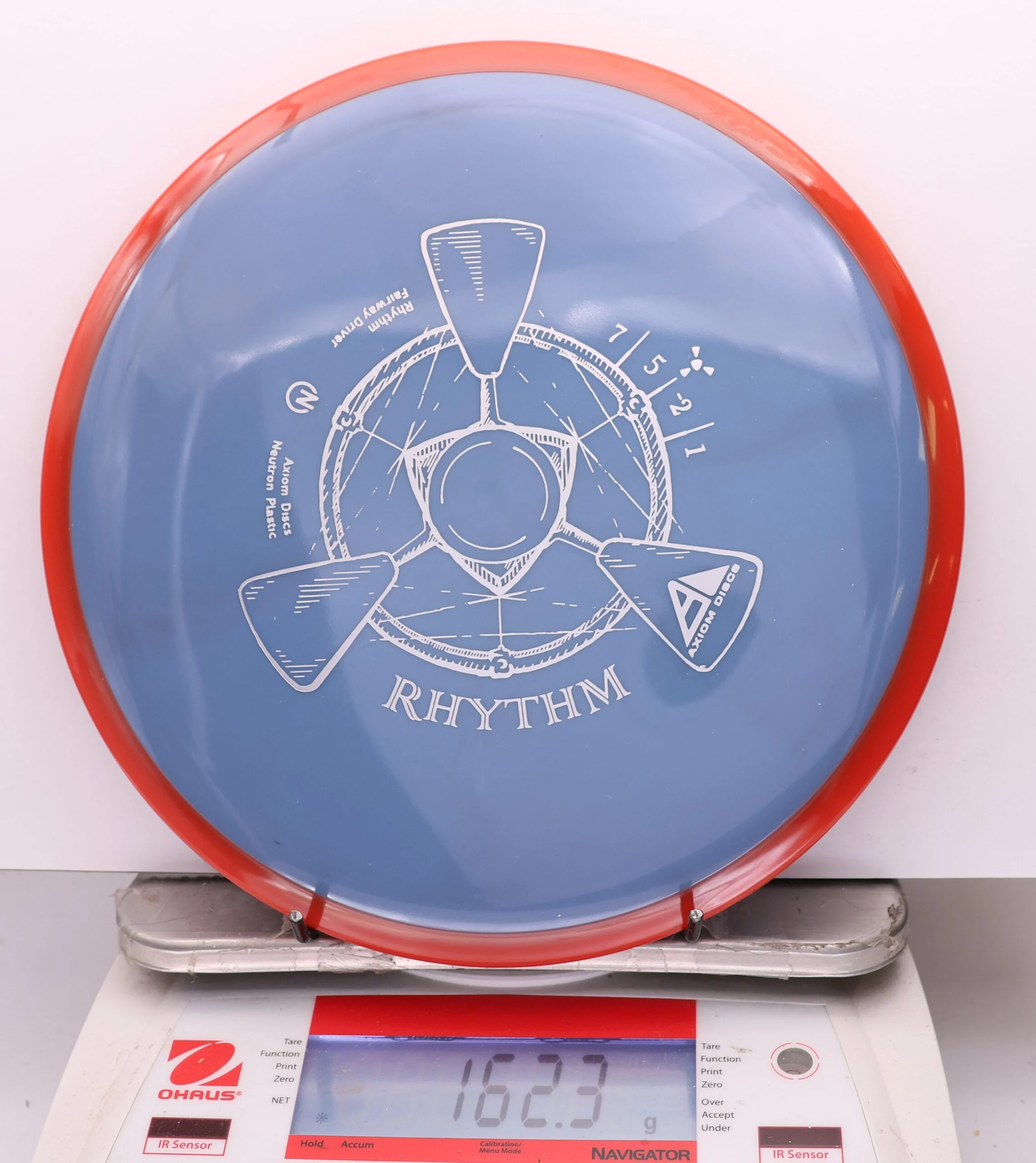 1131898 Neutron Rhythm - #753 Orange-Blurple, 162