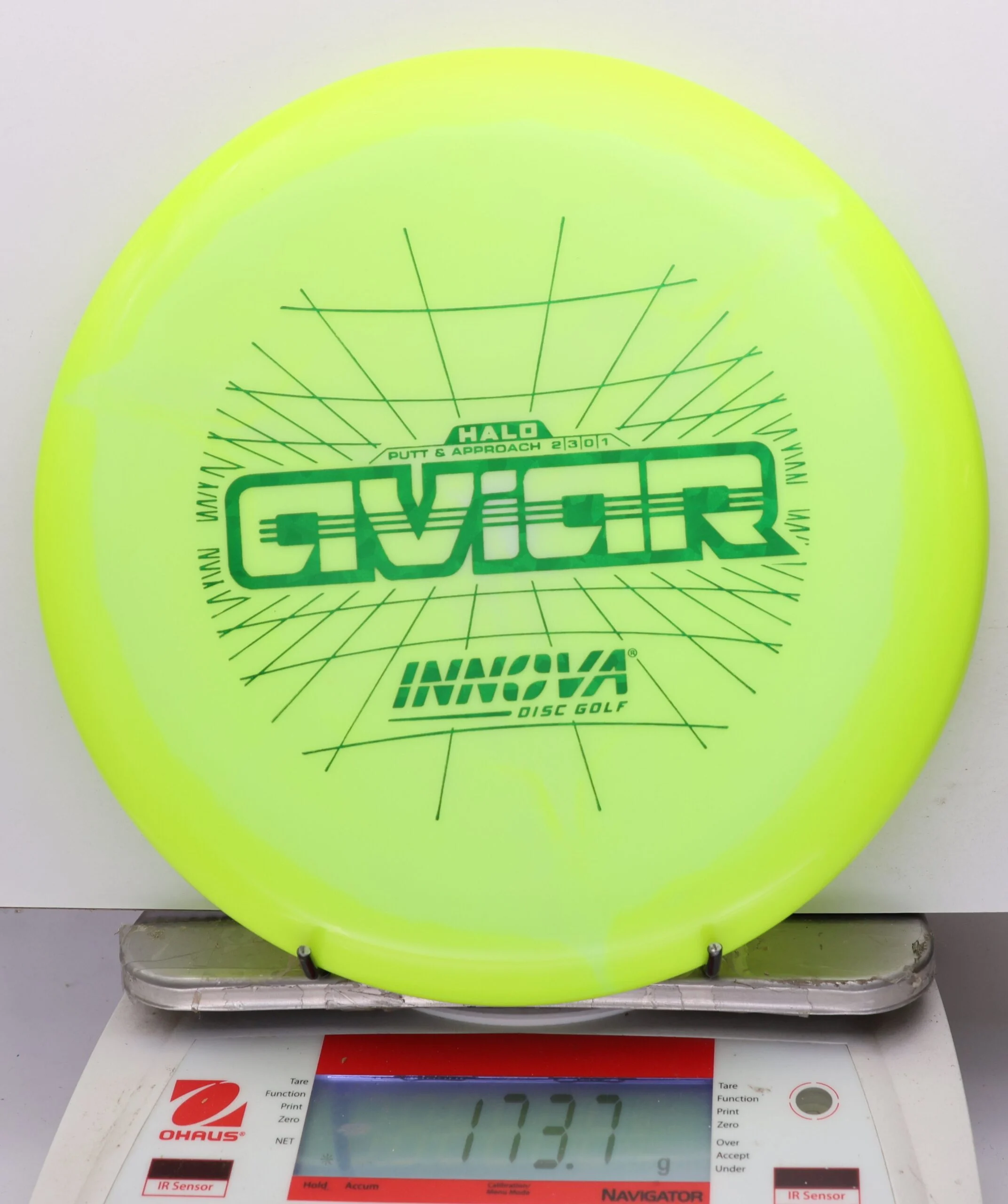 1136118 Halo Star Aviar - #224 Yellow-White, 174