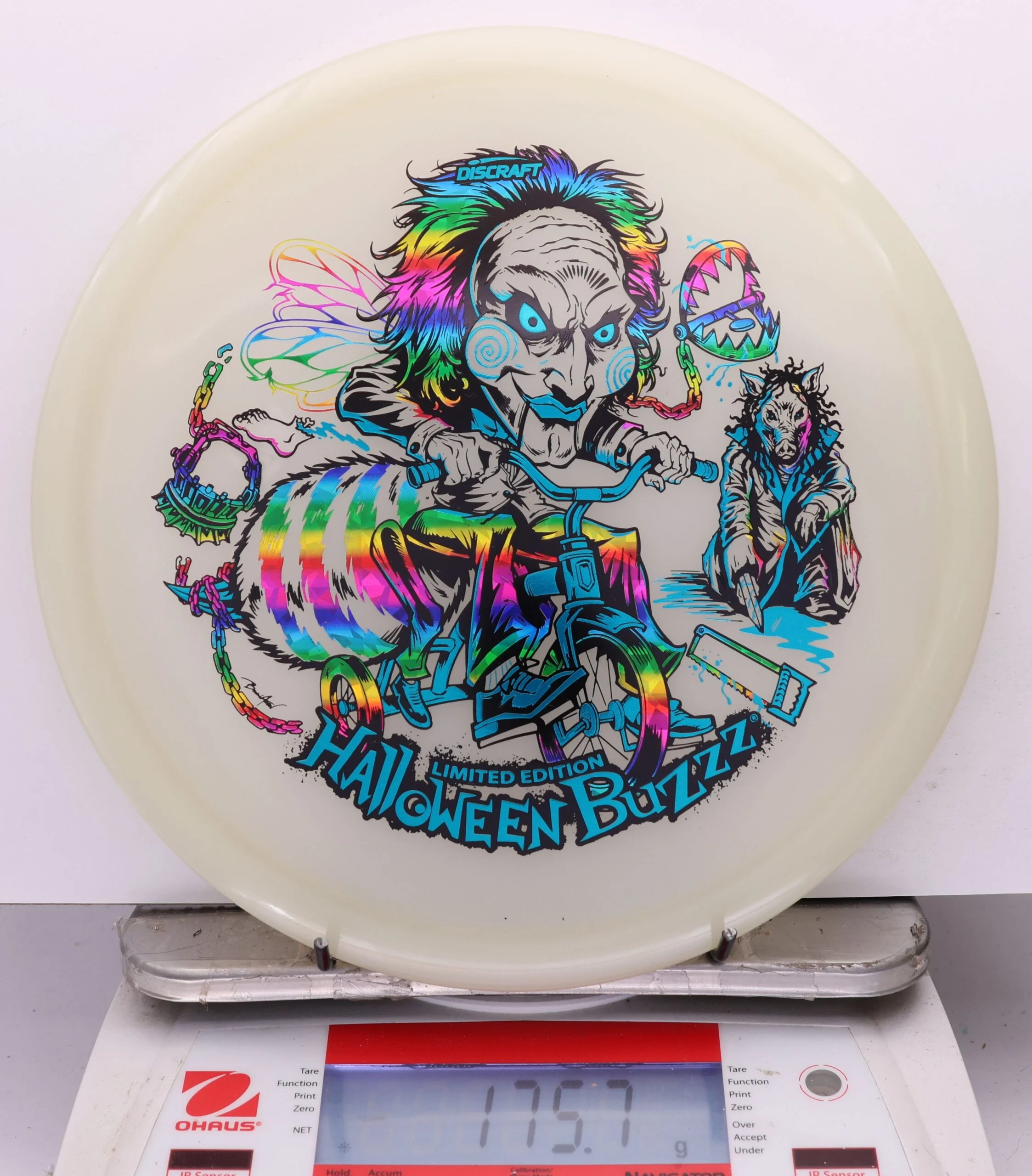 1144587 Mega Glow Z Buzzz, Triple Foil - 2026 Halloween Edition - #22 Glow, 176