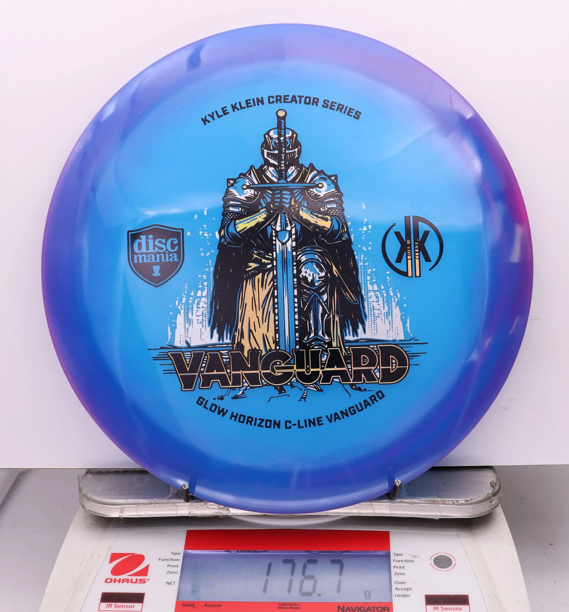 1156068 Horizon Glow C-Line Vanguard, Kyle Klein 2026 Creator Series - #410 Blurple-Blue, 177