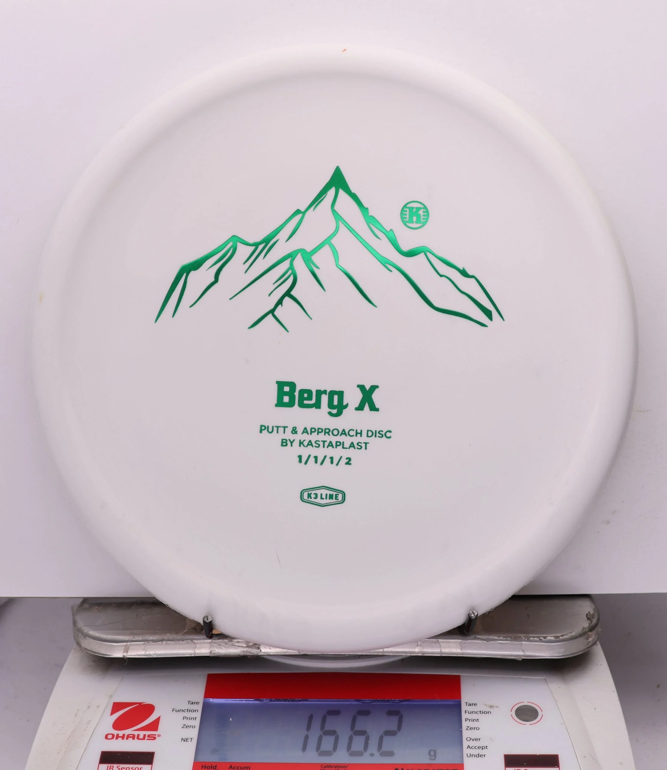 1158606 K3 Berg X - #418 White, 166