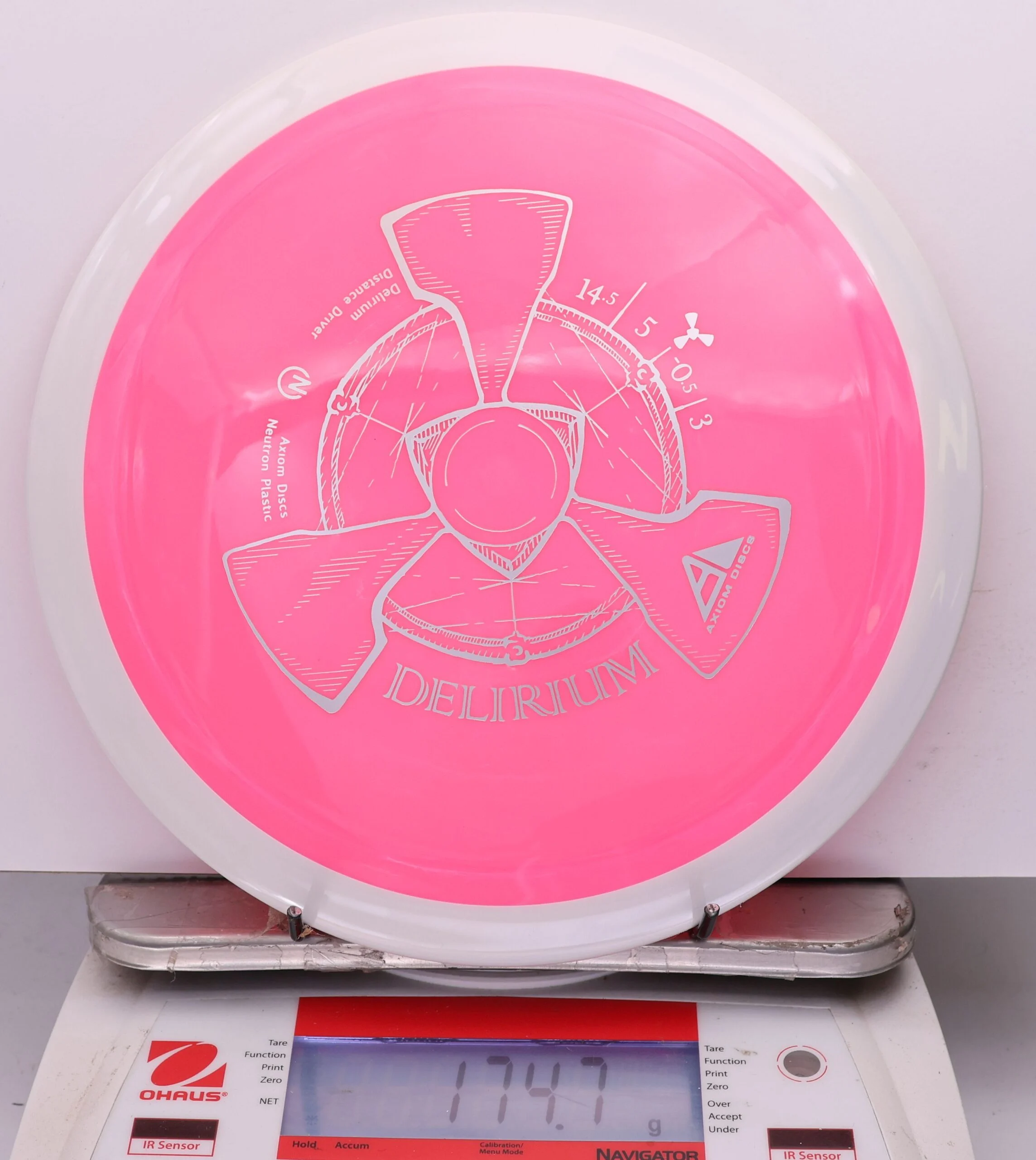 1165184 Neutron Delirium - #808 White-Pink, 175