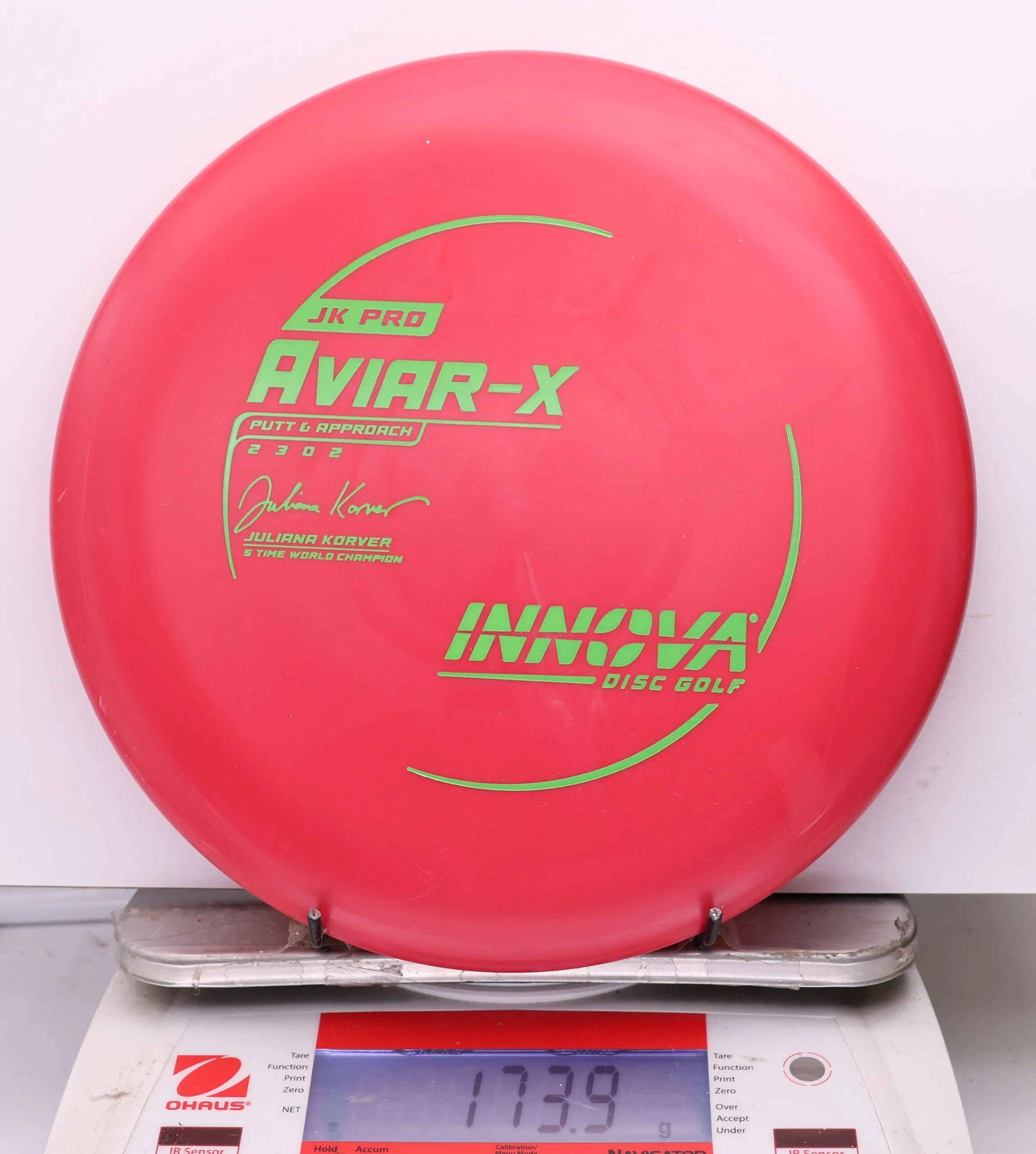 1183407 JK Pro Aviar-x, Juliana Korver 5X - #337 Red, 174