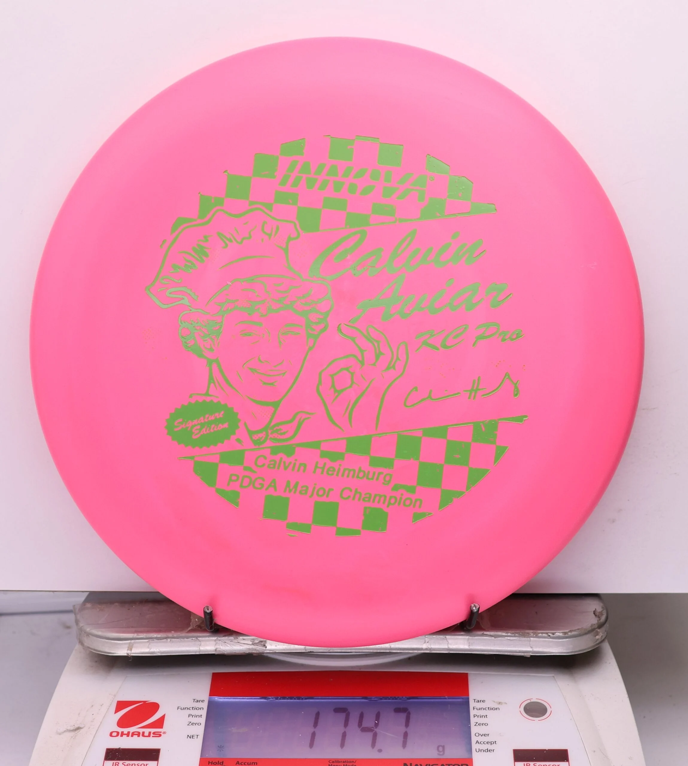 1183450 KC Pro Aviar, Calvin Heimburg Character - Signature Edition - #338 Pink, 175