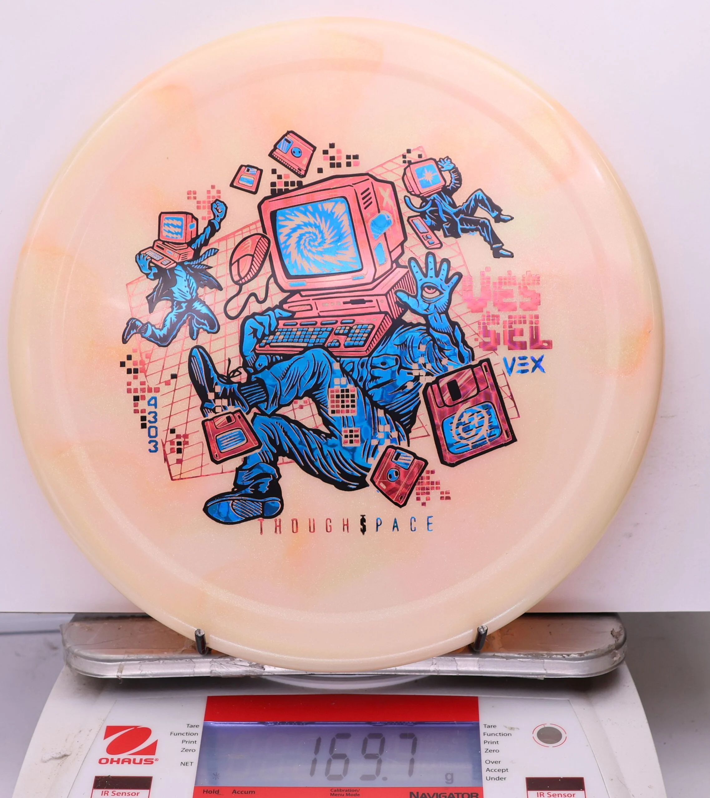 1183674 Vex Vessel - #18 LtPeach, 170