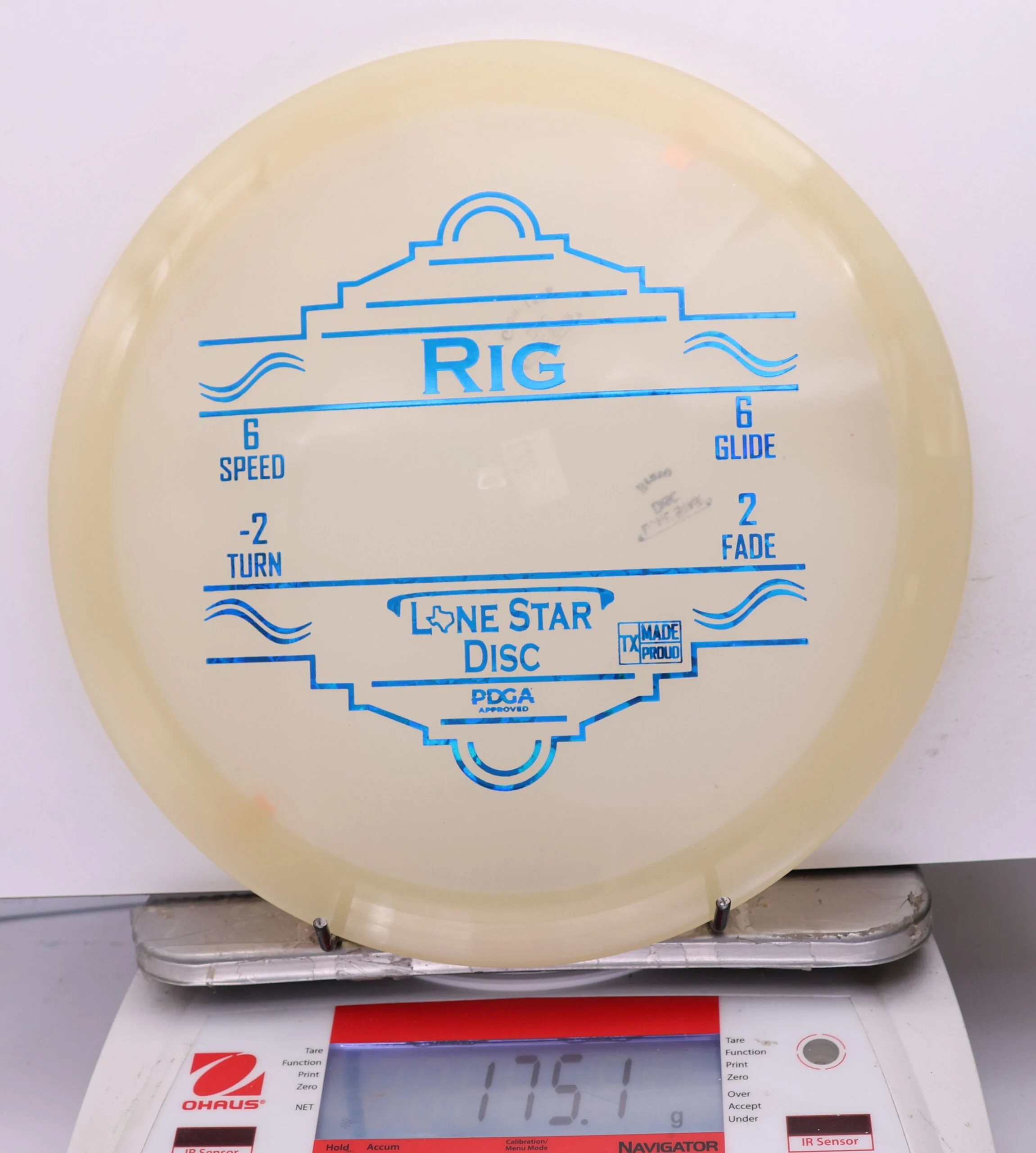 1189801 Glow Bravo Rig - #221 Glow, 175