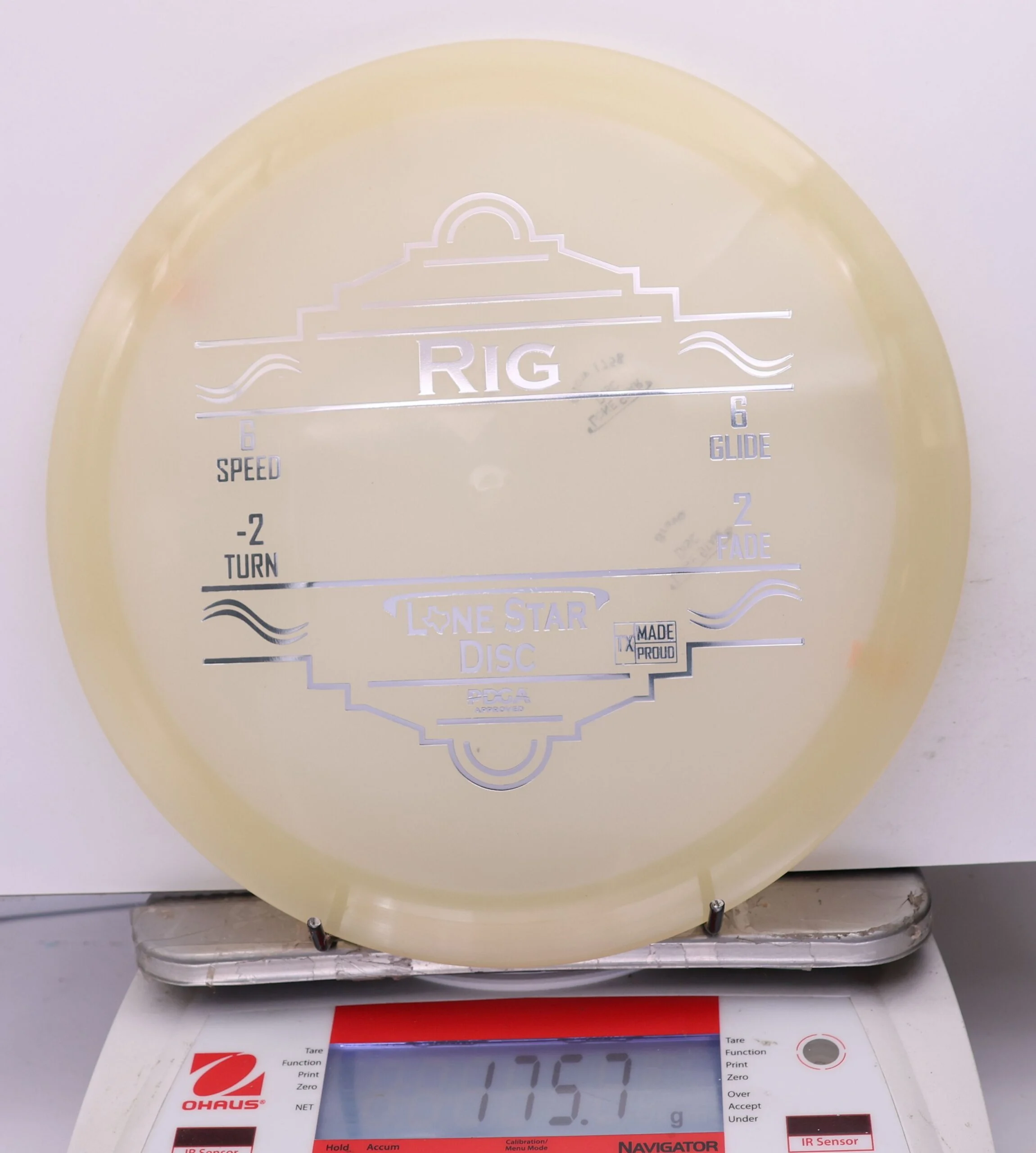 1189805 Glow Bravo Rig - #225 Glow, 176