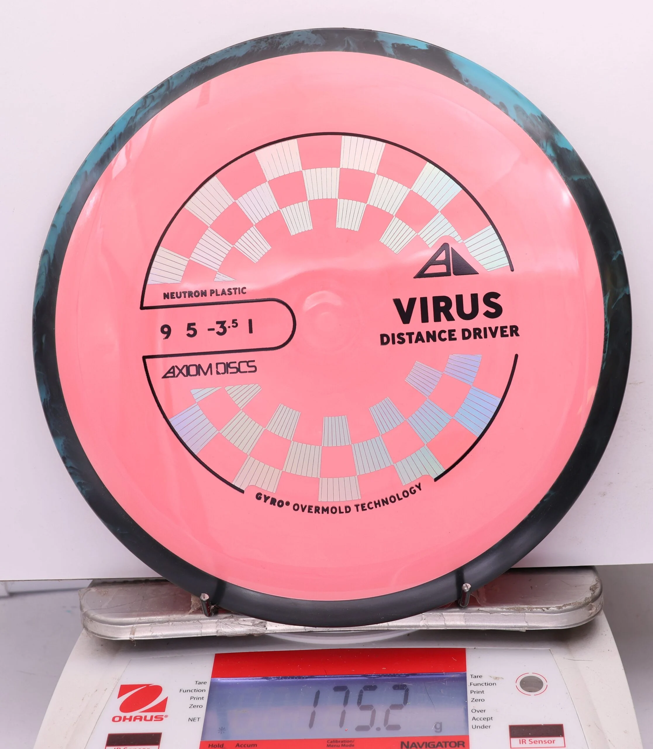 1198811 Neutron Virus, Project Lab Coat - #68 BlackBlue-Coral, 175