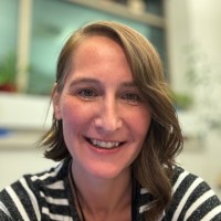 University of Wisconsin-Madison Employee Laura Zitur's profile photo