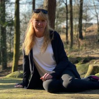 Julie Paveling Email