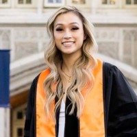 New Oakland Pharmacy Employee Vikki Phan's profile photo