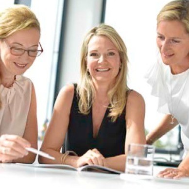 Sigrun Böcker Email