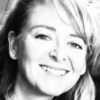 Liliana Deschamps Email & Phone Number
