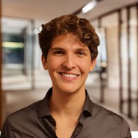 Singular Employee Luciano Luz Beylouni Farias's profile photo