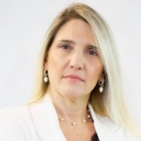 Andrezza Mandarano Email