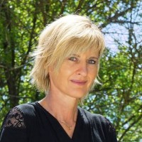 Céline Restout Email