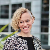 Lighting Fires Coaching Employee Julie Msc.'s profile photo