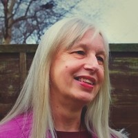 Diamond Books Employee Carole Leah's profile photo