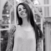 Eva M. de la Fuente Email