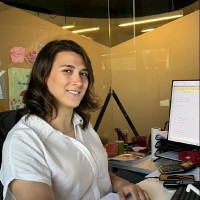 Ferda Çelik Email