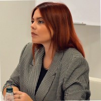 Meri Abedini Email