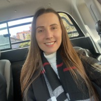 Daiane Stuani Email
