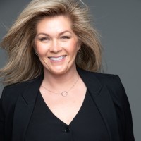 Angela Holland