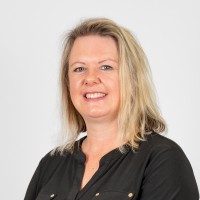Claire MacKenzie Email & Phone Number