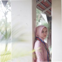 Devi Pratiwi Email & Phone Number