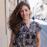 Veronica Lari Email