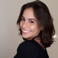 Luana Queiroz Email