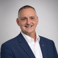 Ingo Schneider Email